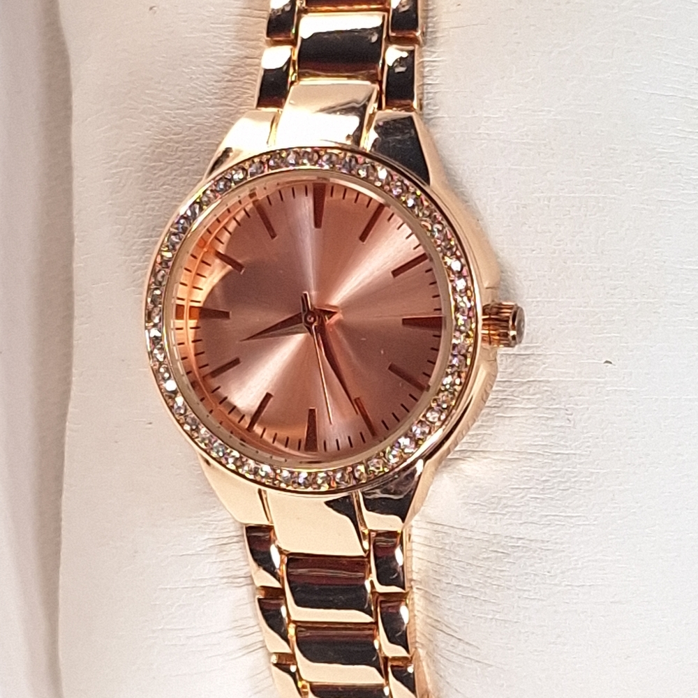 TCK Rose Gold Tone Rhinestone Quartz Wrist Watch, New Battery